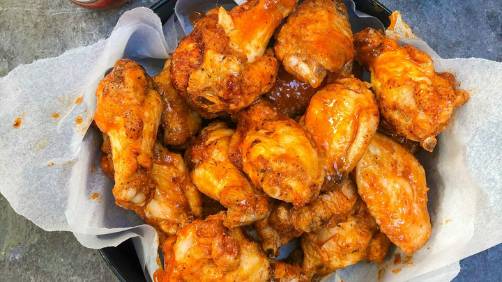 UNVEILING YOUR PERFECT HOT BOSS SAUCE PAIRING FOR WINGS